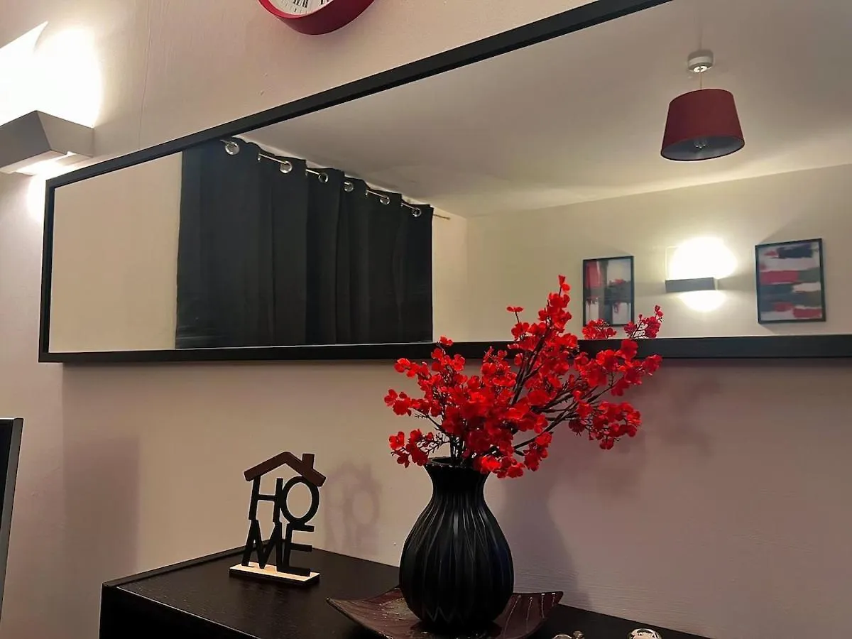 Vivid, Stylish, Central, Bold, Retro, Intimate, Red Accents, Striking Design, City Centre, 1Br Sheffield